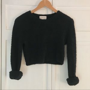 crop top black sweater